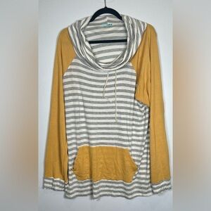 P.S. Kate Yellow and Gray Cowl Neck Long Sleeve Tshirt w/Color Block Design. 3X